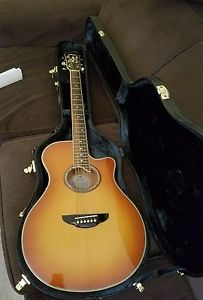 Yamaha APX-10 Acoustic/Electric Guitar with Hard case