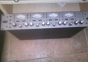 Universal audio 4-710d