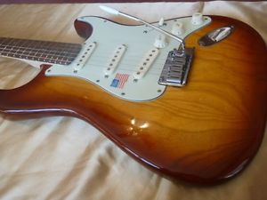 2007 FENDER STRATOCASTER USA MINT CONDITION