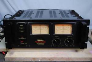 Used Yamaha PC2002M Professional Power Amp Amplifier Rack Mount Vu Meters EMS