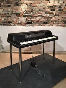 Wurlitzer 200A Electric Piano - The Time Machine - by VintageGear