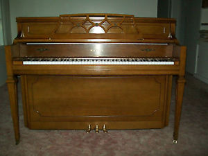 Kawai Upright/Console Piano