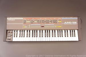 Roland Juno-106 juno106 Perfect Working Good Condition Serial # 5819**