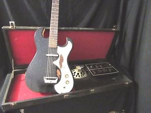 Vintage 1960's Silvertone Model 1448  w/recently serviced Tube Amp in Case L@@K