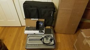 ROLAND VS-2480CD DIGITAL WORKSTATIION W/ROLAND CASE DVD MANUAL KEYBOARD + MOUSE