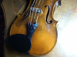 violon Mast A Paris marqué au Fer