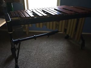 Adams MSPVJ30 Soloist Series 3-Octave Padouk Marimba