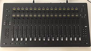Avid Pro Tools S3 Control Surface (Mint)