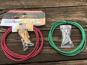 LAVA Solder-Free XL Pedalboard Kit 20ft Cable 20 RA V2 Plugs - RED & GREEN