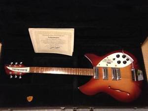 Rickenbacker 1998PT Pete Townshend Used  w/ Hard case