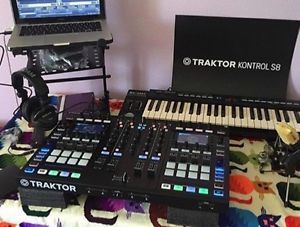 Traktor Kontrol s8