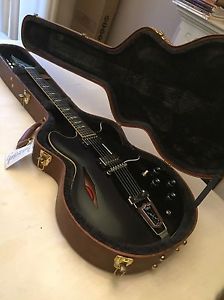 Gibson Trini Lopez ES 335 - Limited Edition Ebony - 38 Out Of 200