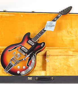 1967 Vox Ultrasonic Guitar with Onboard Effects Case and Hang Tag