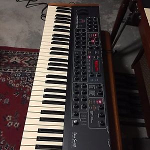 Dave Smith Instruments Prophet '08  Keyboard Synthesizer