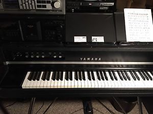 Yamaha CP70 B Electric Grand Piano