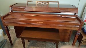 USED YAMAHA PIANO "LOCAL PICKUP ONLY", BELLEVUE, WA