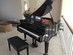 Whirlitzer C153 Piano