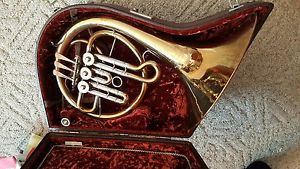 Mainz Descant French Horn w/Case, Mouthpiece