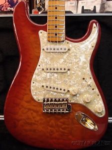 Fender Custom Quilt Maple Stratocaster Cherry Electric Guitar Free Shipping