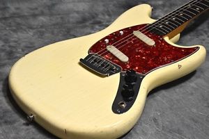 Fender 1965 year made Duo-Sonic II White Electric Guitar Free Shipping