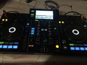 Pioneer XDJ-RX Digital DJ Controller
