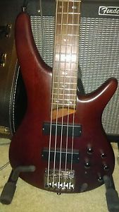 Ibanez SR505 5-String Bass with gig bag mint condition