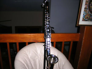 YAMAHA YCL 221 BASS CLARINET WITH HARD CASE AND STAND