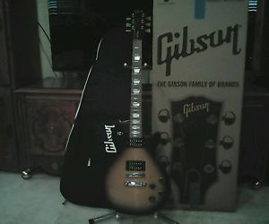 Gibson Les Paul "70s Tribute" wth Min-Etune auto tuning system NEW in Box