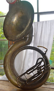 HOLTON BBb SOUSAPHONE COMPLETE WITH MOUTHPIPE AND 2 TUNING BITS! $1600