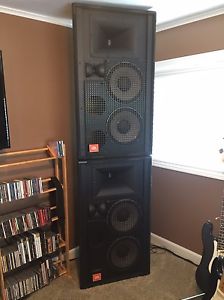 2- JBL SR SERIES SPEAKERS