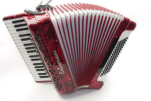 Akkordeon , E Soprani , 96 Bass ; Musette, NEUWARE
