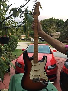Look! 1995 Fender American Standard Strat!