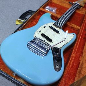 Fender Mustang is a blue finish Mustang made in 1967.Electric Bass  Guitar