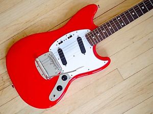2010 Fender Mustang '69 Vintage Reissue Offset Guitar MG69 Fiesta Red Japan MIJ