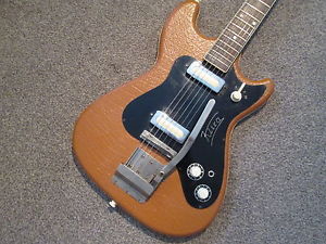 Klira vintage electric guitar - made in Germany - superb.