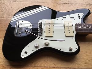 FENDER JAZZMASTER '66 REISSUE 2010 MIJ T- SERIAL PIANO BLACK w/ COMP. STRIPES