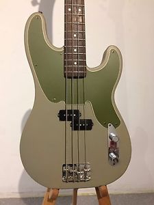 Fender Telecaster Precision Bass