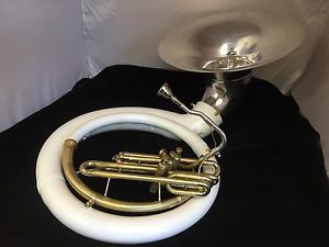 KING Step-Up Model 2360W Bb Fiberglass/Hybrid Sousa W/Silver Plated Bell
