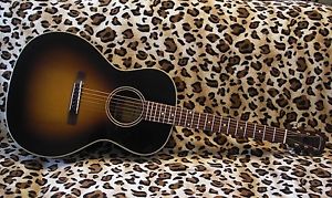 Eastman E10OOSS Guitar w/OHSC Adirondack Spruce BEAUTIFUL E10 OOSS 00