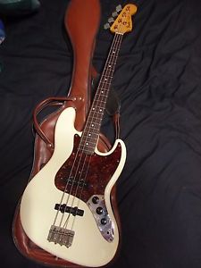 Fender Japan JB62 Jazz Bass 62 R