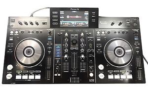 Pioneer XDJ-RX Digital DJ Controller