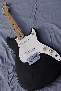 Fender Duo-Sonic Electric Guitar - Squier Affinity (1998) One Year Only