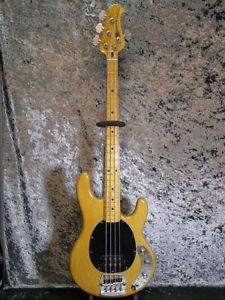 MUSIC MAN Sting Ray '80 "Pre Ernie Ball" Used  w/ Hard case