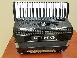 King Italian Piano accordion 37 key 96 bass 4 sets handmade reeds new Musette