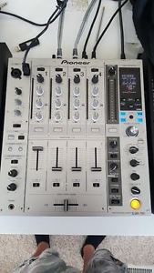 Pioneer DJM750K DJ Mixer