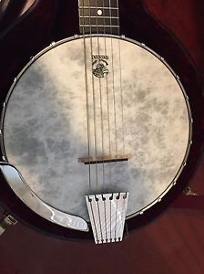 Deering Banjo. 6 String Vega Senator. Excellent Condition. With Hard Case