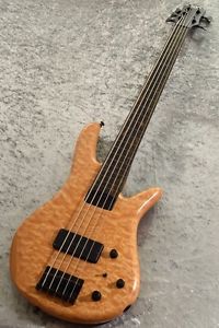 Zon Sonus 5/1 Fretless -Quilt Maple top- Used  w/ Gigbag