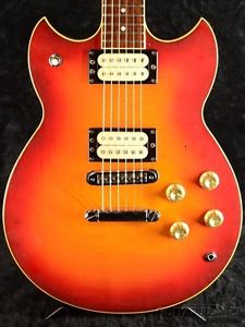 YAMAHA SG 800 S - Red Sunburst - Made in 1981 Electric Guitar Free Shipping
