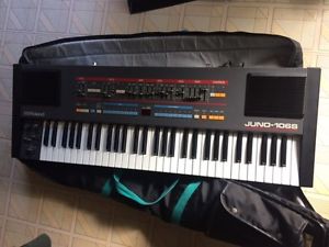 Vintage Roland Analog Synthesizer JUNO-106 S Perfect Working Order! RARE