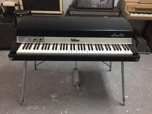1973 Fender Rhodes Seventy Three 73 key Stage piano Worldwide shipping complete!